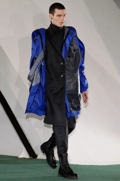 Look 9